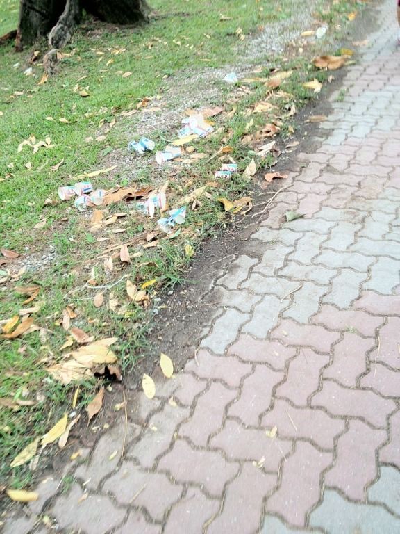  photo B3C98860-B0AC-4C74-834E-99E661D76DBB-18807-000010A4990AE775_zps10e4aec0.jpg