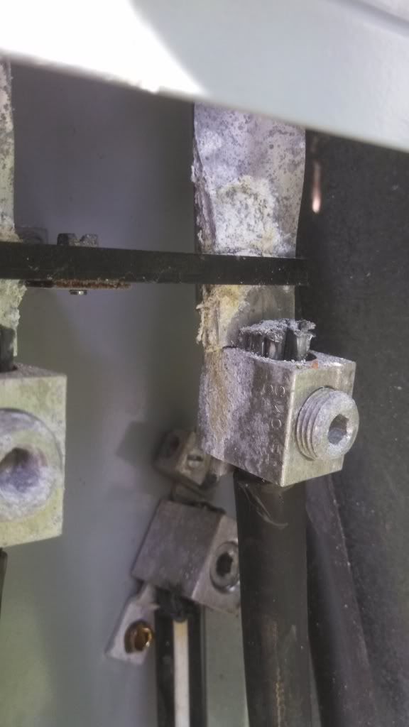 Lights intermittently flicker in whole house. Page 3 Electrician Talk